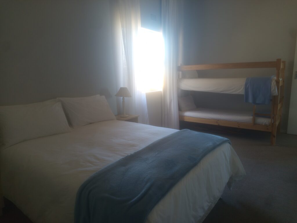 Seesig 4 additional room or storage area